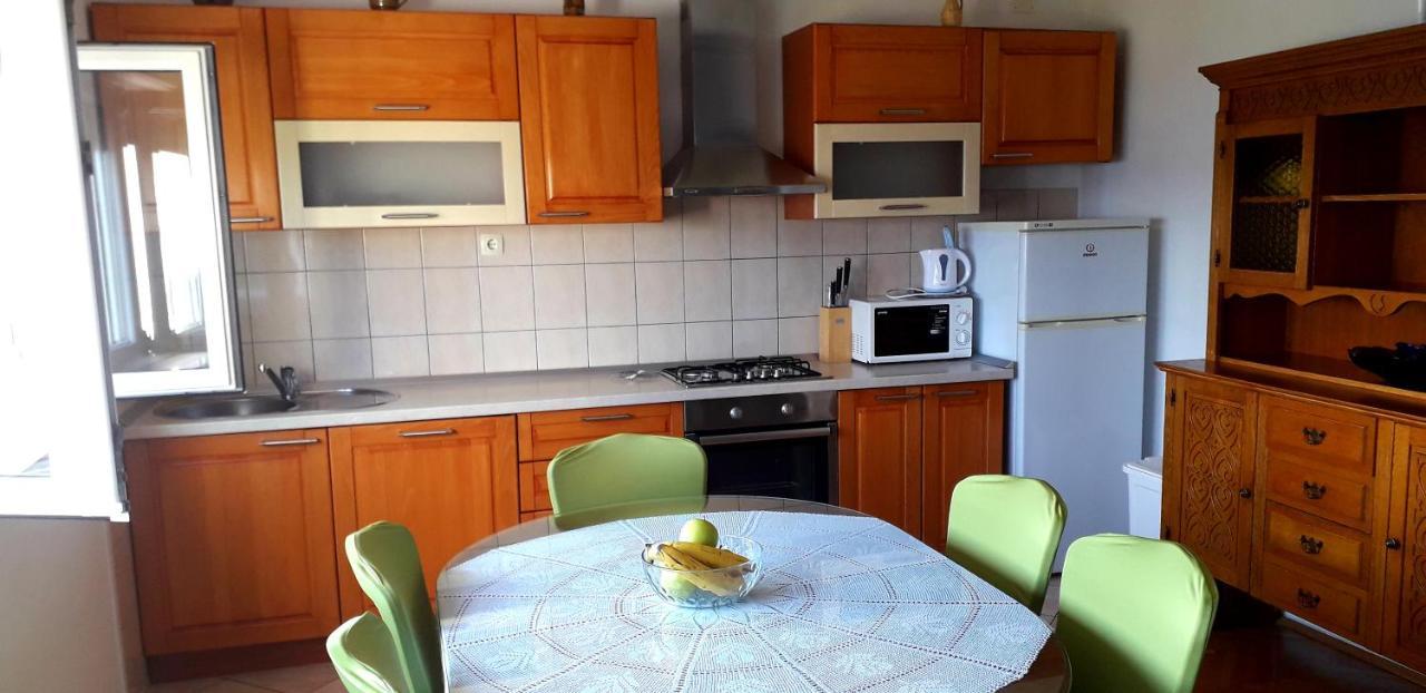 Appartamento Mateo Dugi Rat Esterno foto